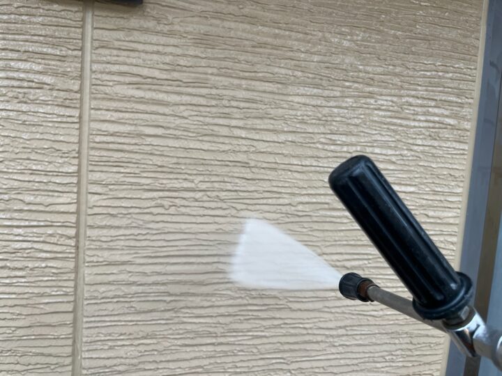 外壁　サイディング　高圧洗浄