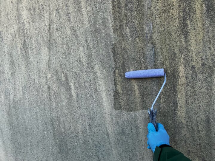 【外壁塗装】バイオ洗浄液塗布