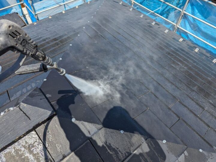 【屋根塗装工事】高圧洗浄