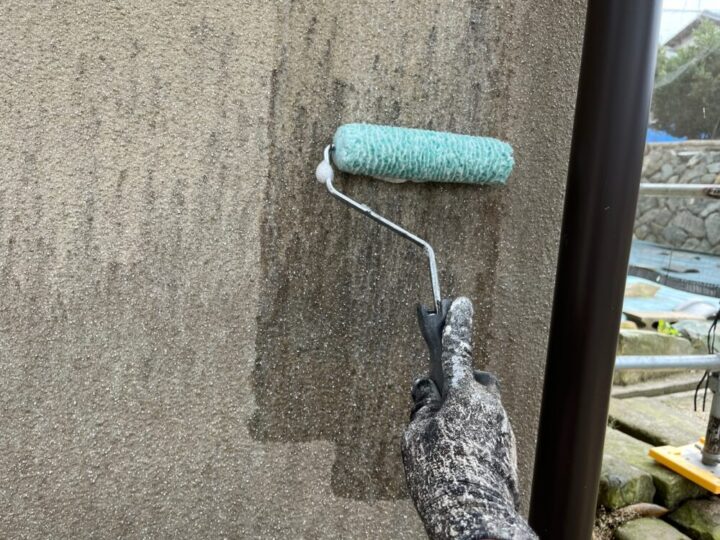 【外壁塗装工事】モルタル面 カビ除去剤塗布