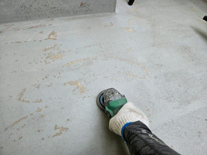 【バルコニーFRP防水工事】施工前