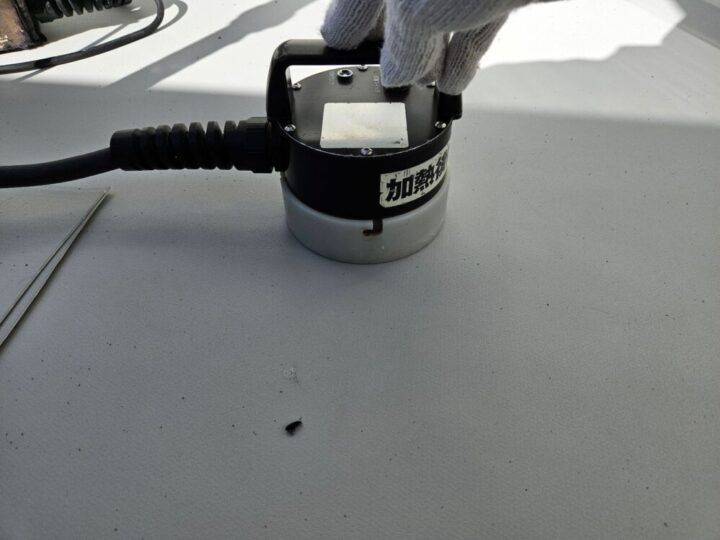 【シート防水工事】ヒーター接着