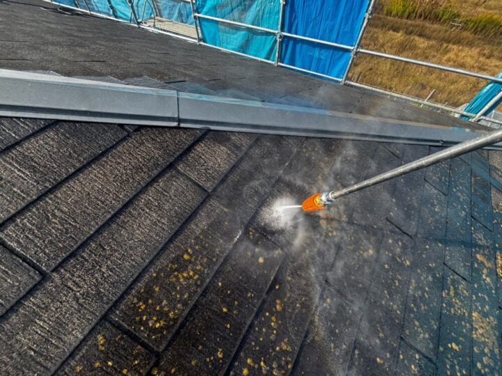 【屋根塗装工事】高圧洗浄