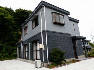 島根県大田市F様邸屋根外壁塗装工事／／島根県松江市・出雲市・大田市・雲南市・鳥取県米子市・境港市の「きじま塗装」